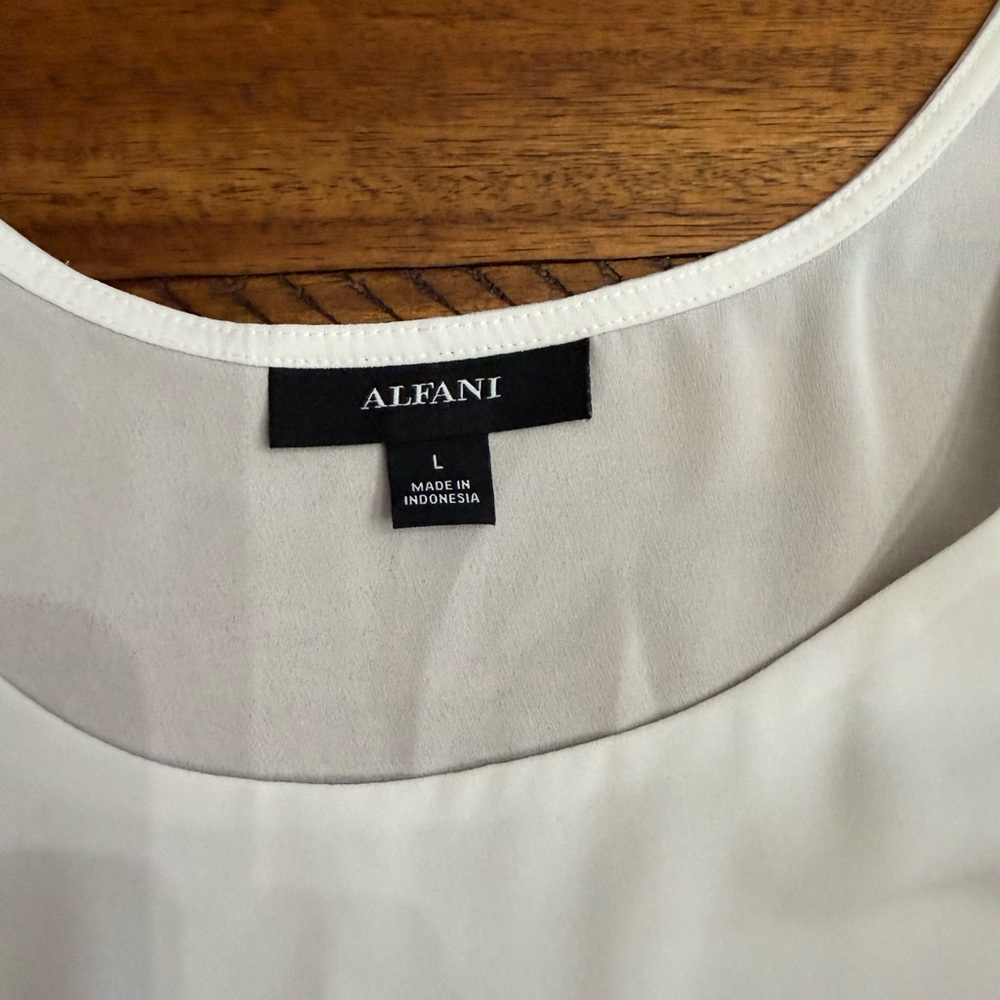 Alfani White Scoop Neck Sleeveless Shell Top - Picture 2 of 2